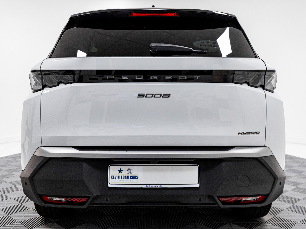2025 Peugeot 5008