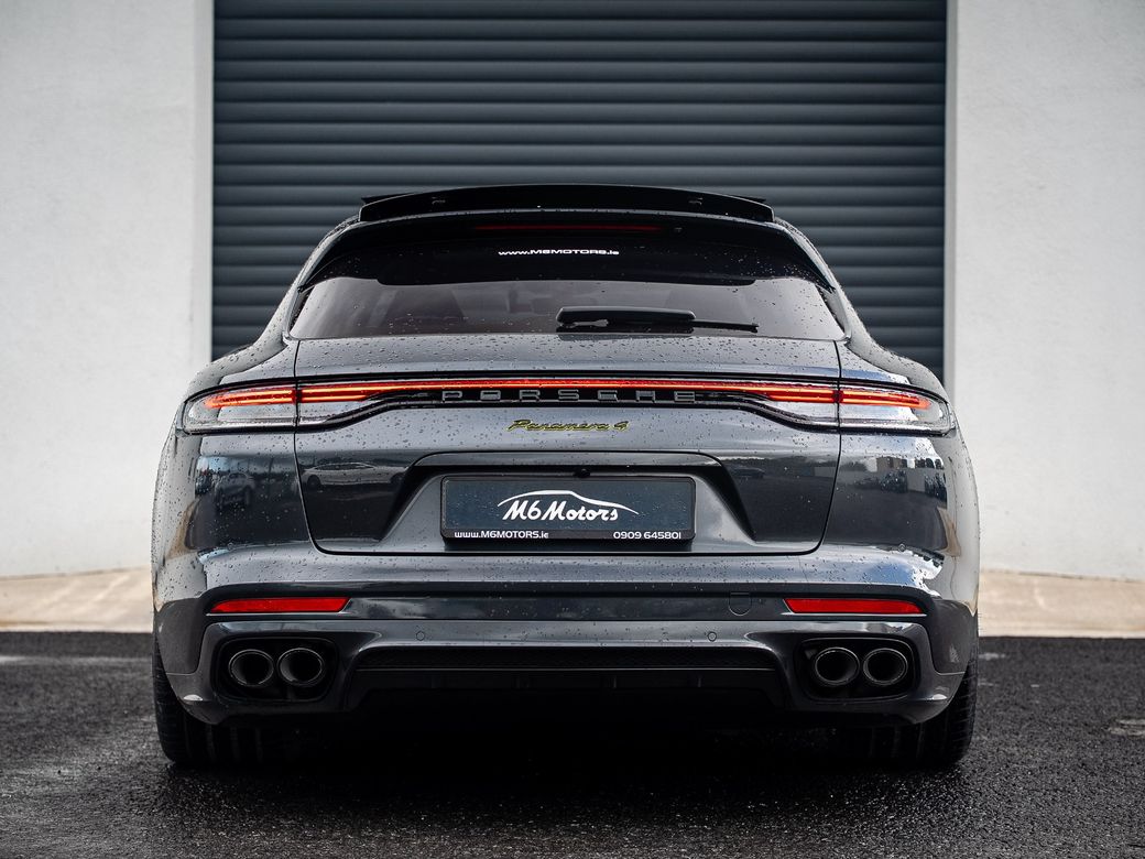 2023 Porsche Panamera