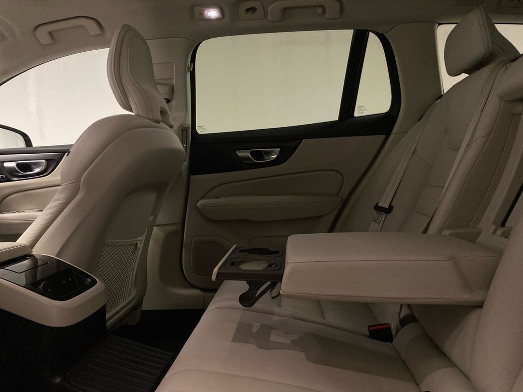 2023 Volvo V60