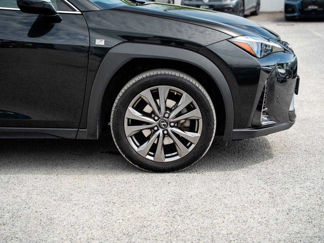 2023 Lexus UX 250H