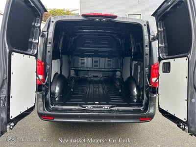 2027 Mercedes-Benz Vito