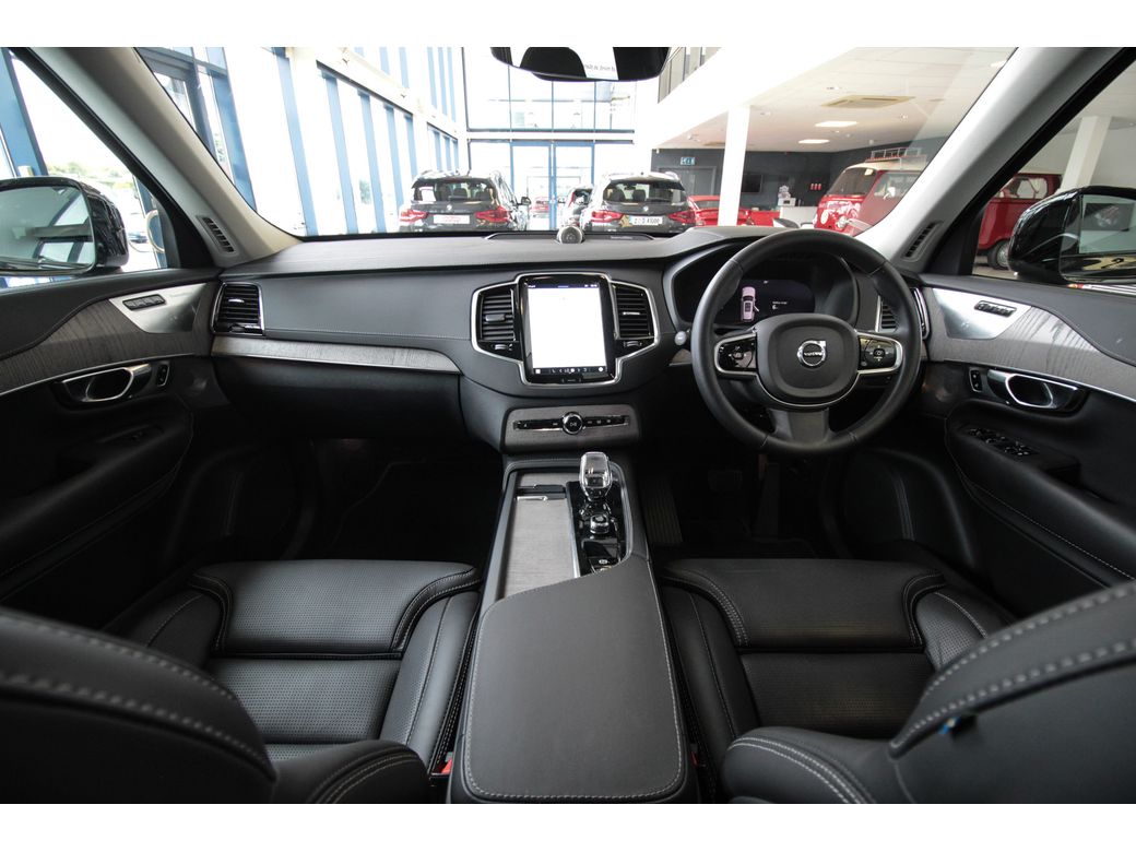 2023 Volvo XC90