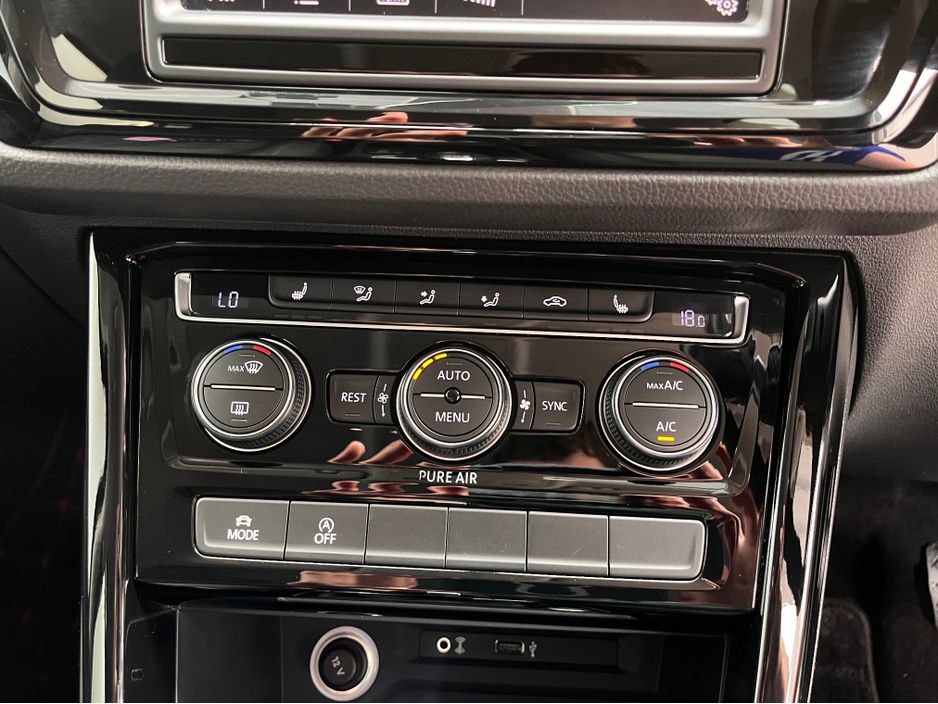 2016 Volkswagen Touran