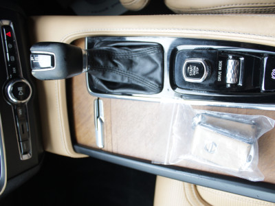 2020 Volvo V90