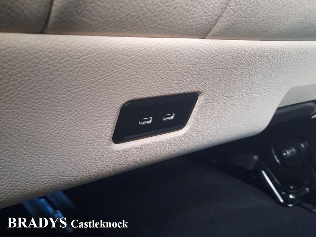 2026 Mercedes-Benz V Class