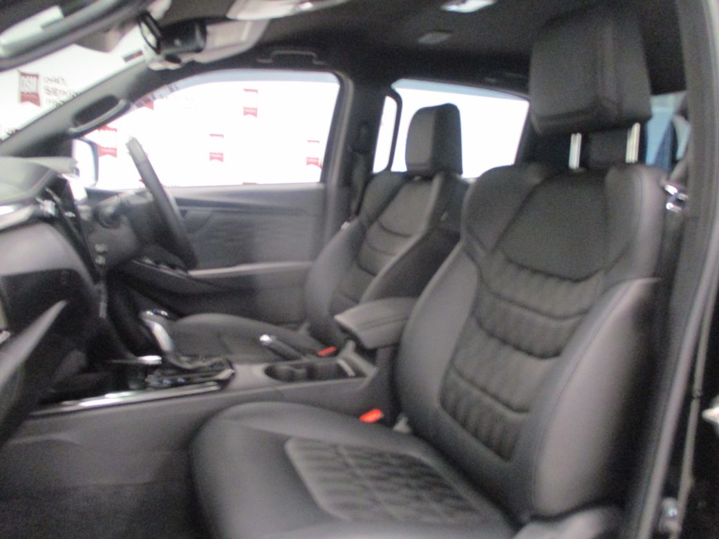 2025 Isuzu D-MAX