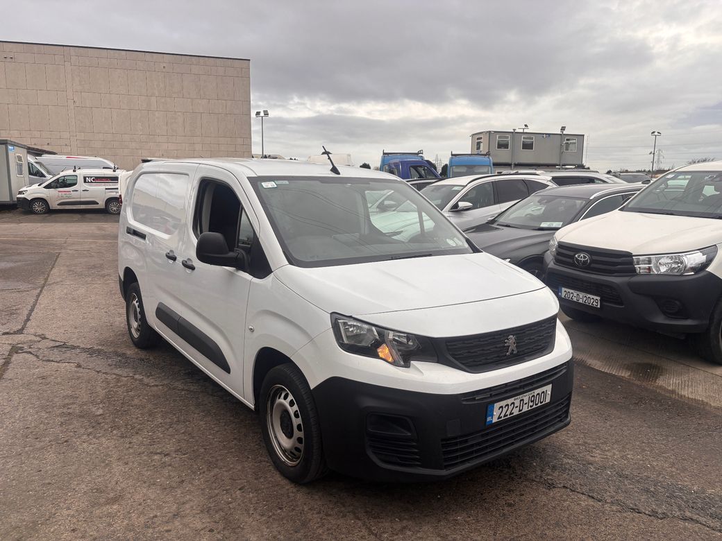 2022 Peugeot Partner