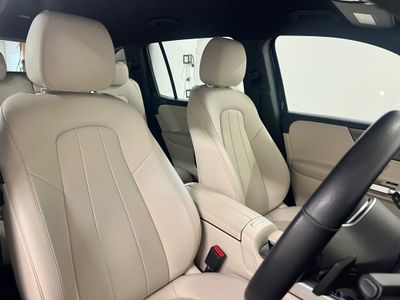 2020 Mercedes-Benz GLB Class