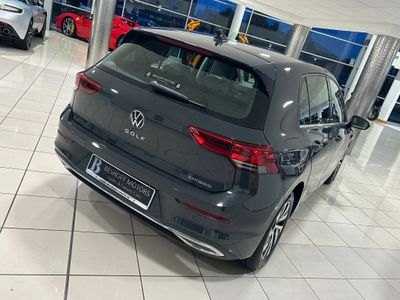 2024 Volkswagen Golf