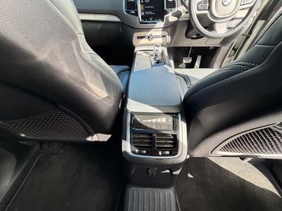 2022 Volvo XC90