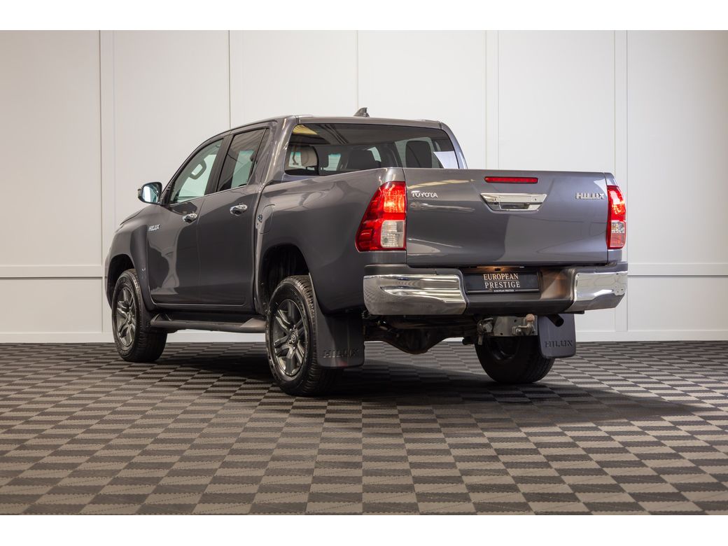 2025 Toyota Hilux