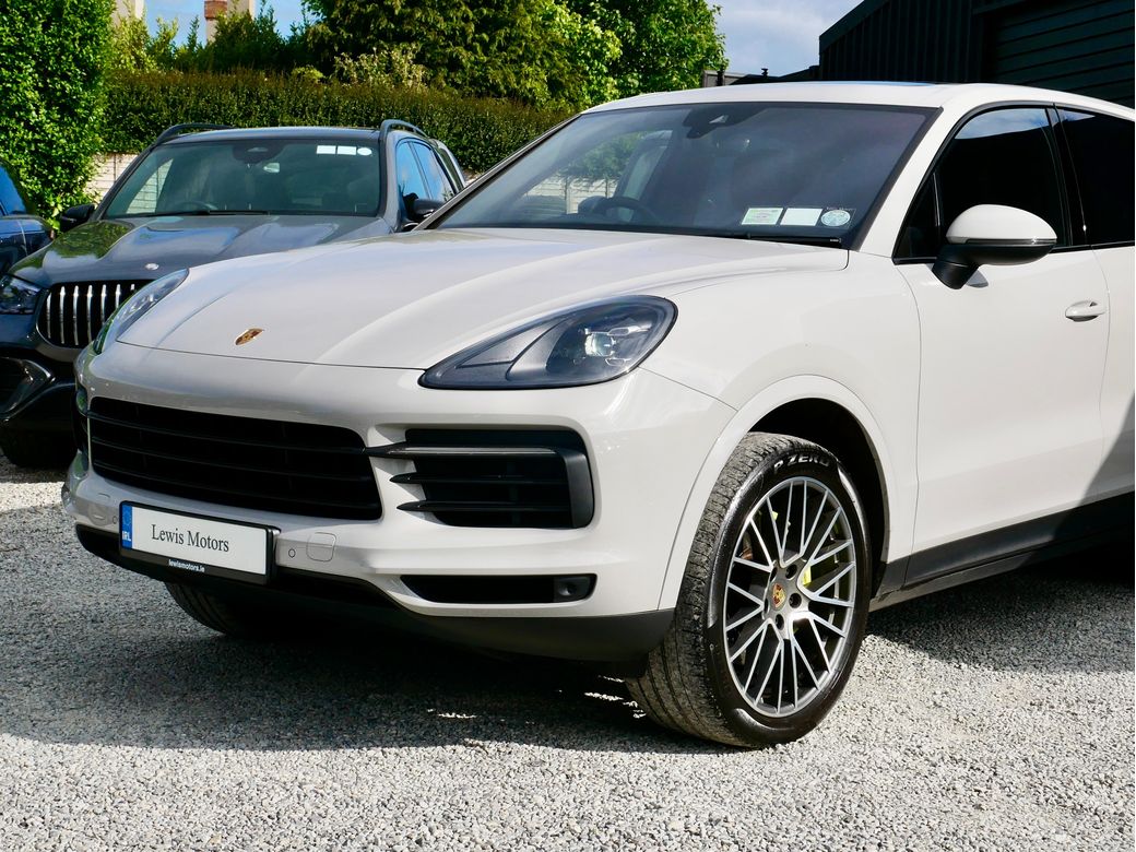 2022 Porsche Cayenne
