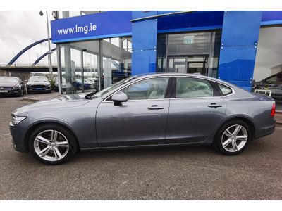 2017 Volvo S90