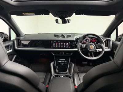 2025 Porsche Cayenne