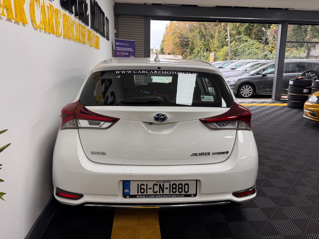 2016 Toyota Auris