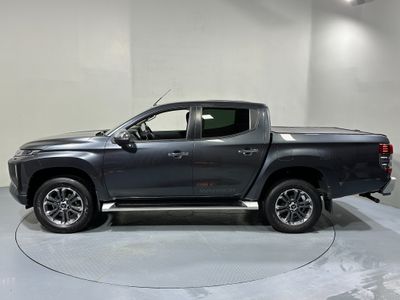 2020 Mitsubishi L200