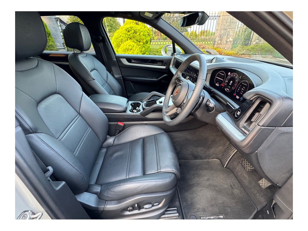 2025 Porsche Cayenne