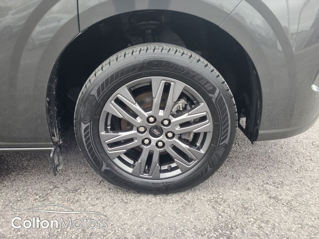 2025 Ford Transit Custom