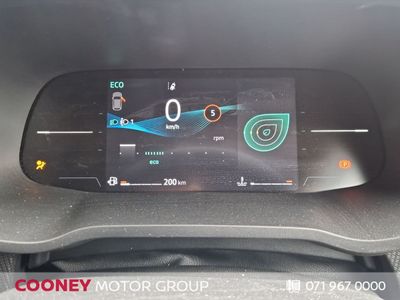2025 Nissan Primastar
