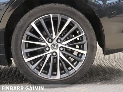 2023 Lexus ES 300h