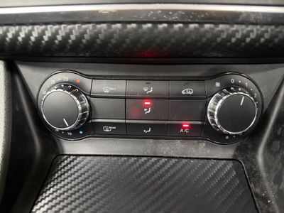 2013 Mercedes-Benz A 180