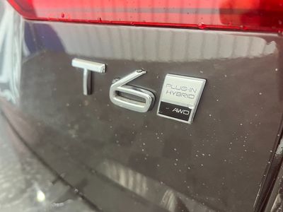 2025 Volvo V60