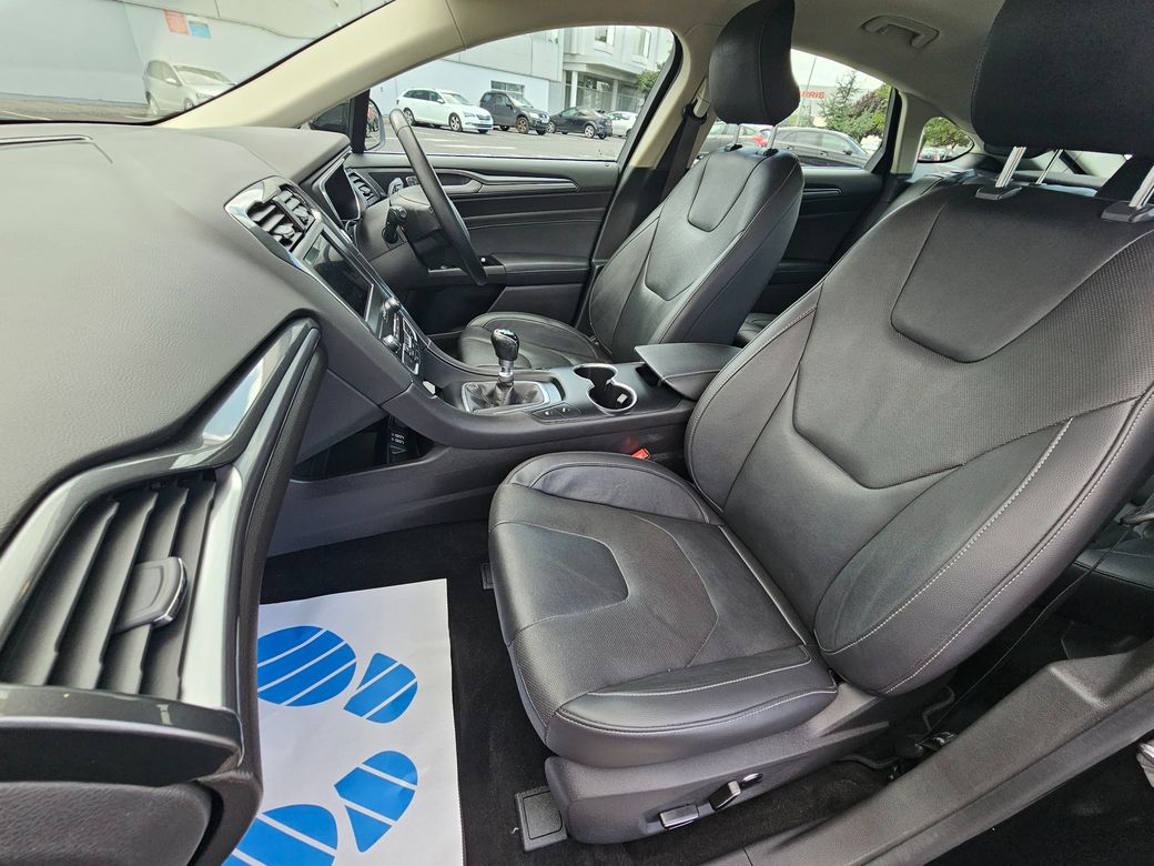 2021 Ford Mondeo