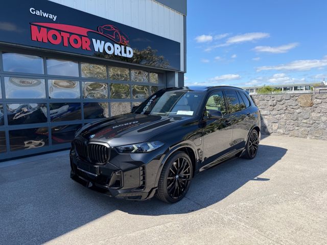 vehicle for sale from Motor World