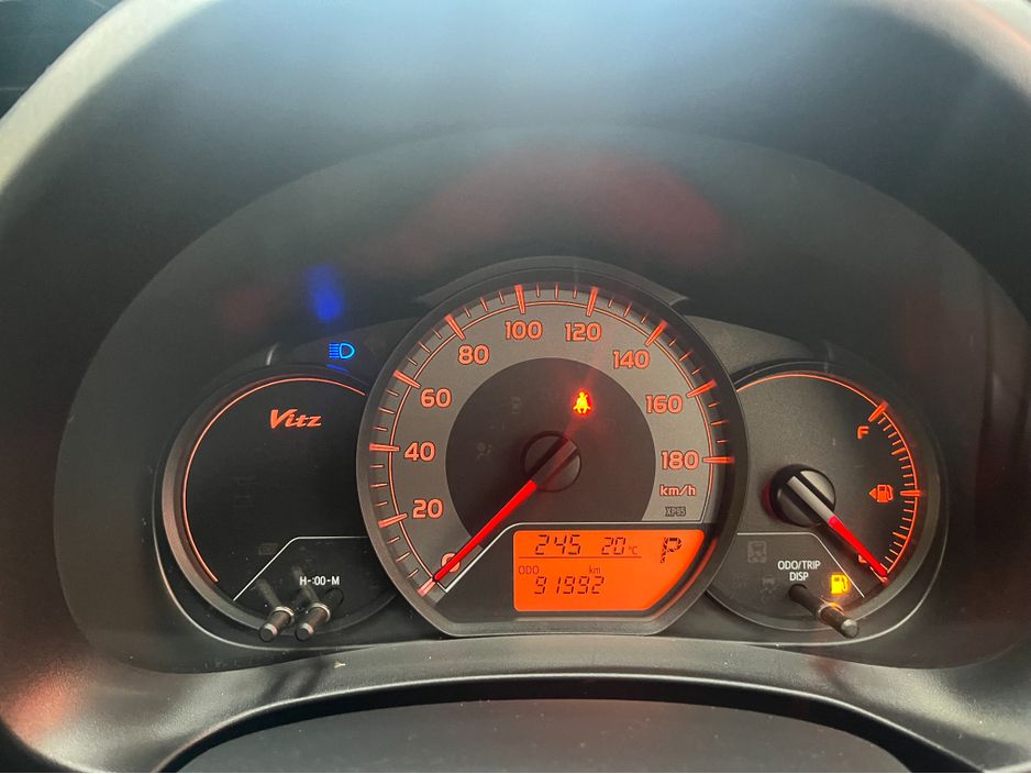 2017 Toyota Vitz