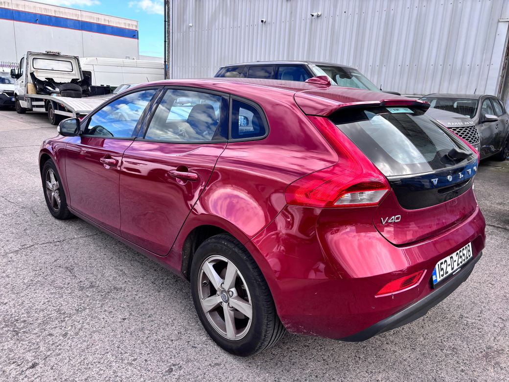 2015 Volvo V40