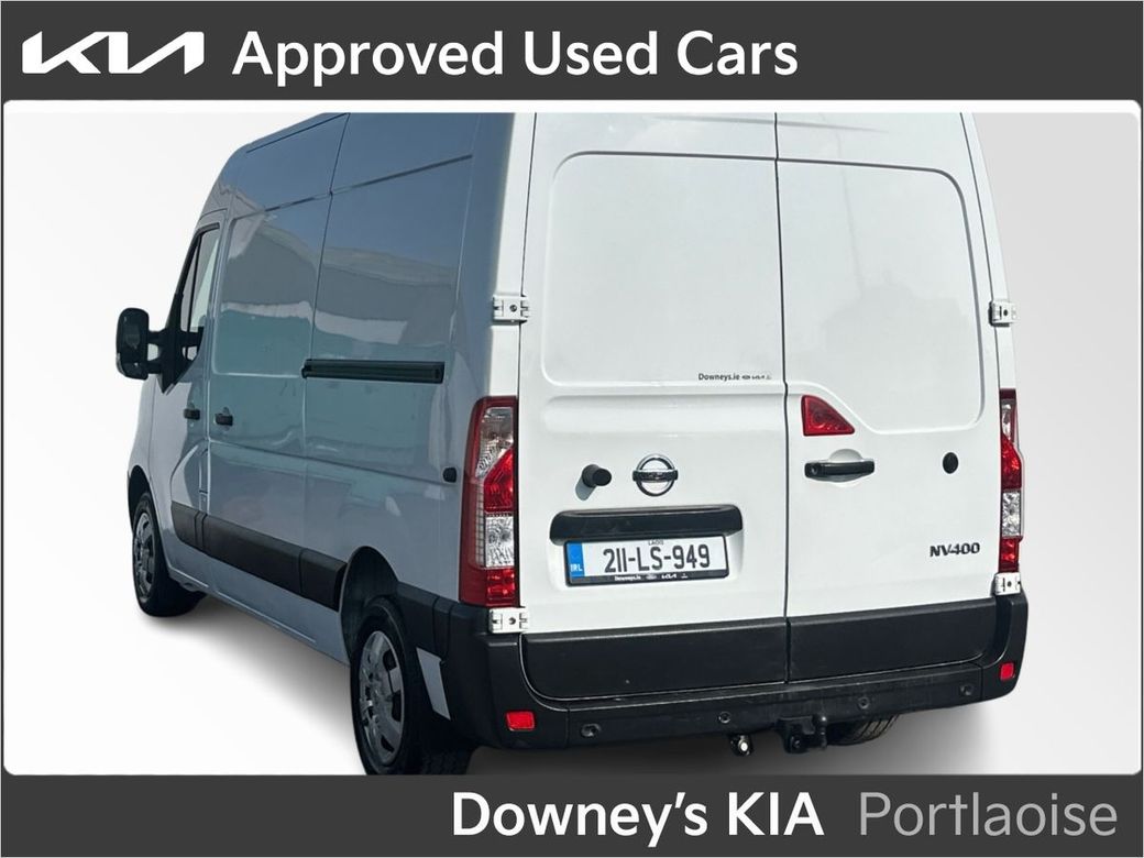 2021 Nissan NV400