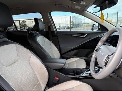 2023 Kia Niro
