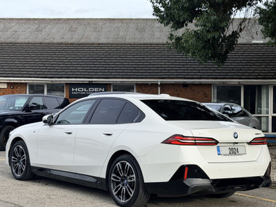 2024 BMW i5