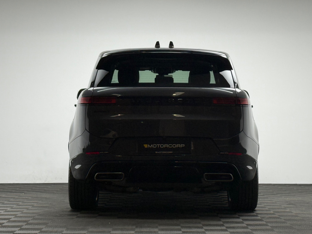 2025 Land Rover Range Rover Sport