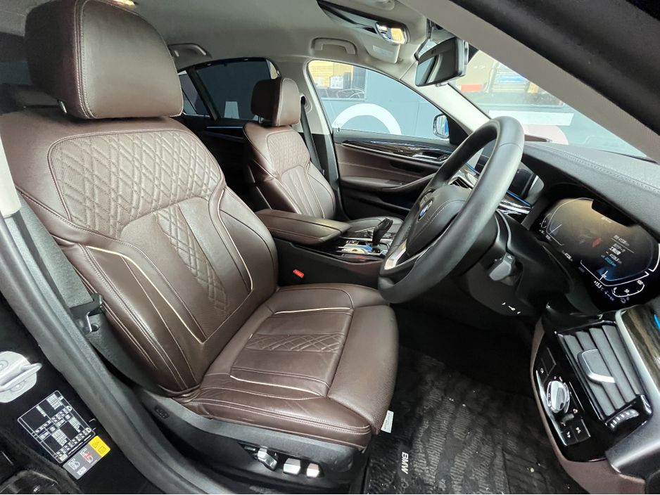 2021 BMW 5 Series