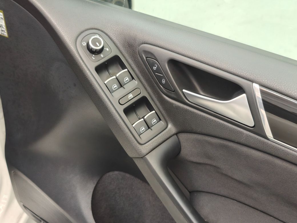 2011 Volkswagen Golf