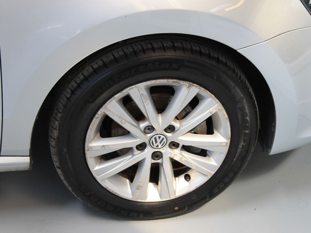 2016 Volkswagen Polo