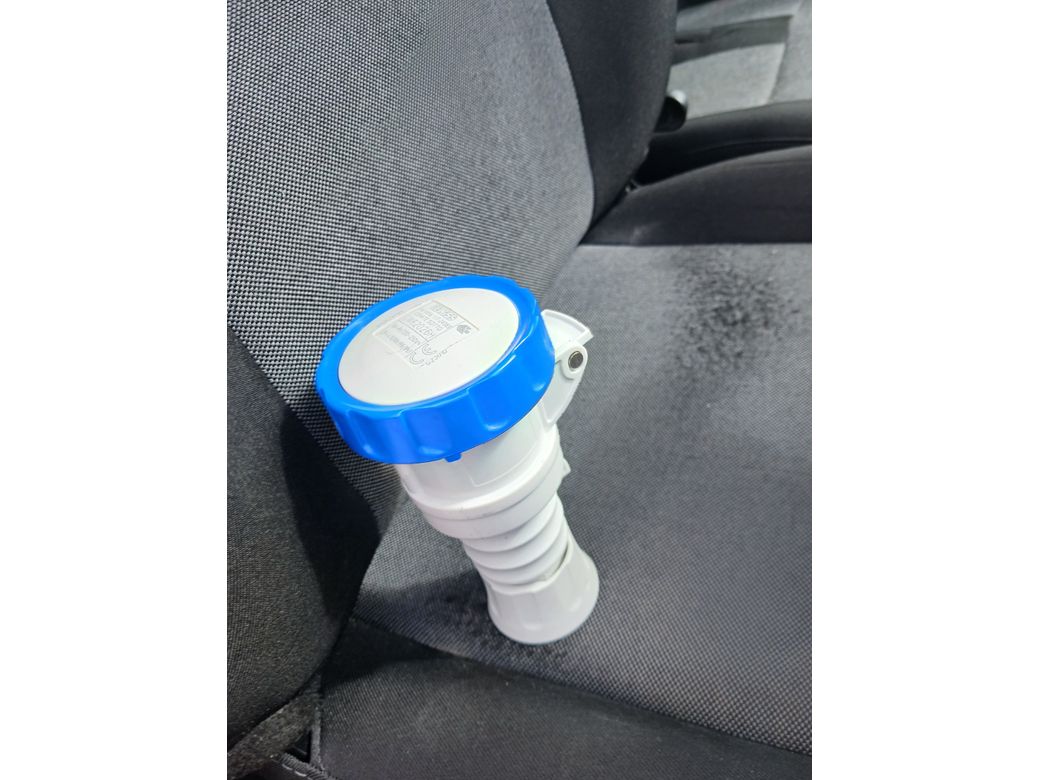 2022 Nissan Interstar