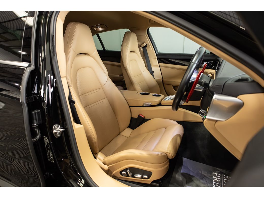 2018 Porsche Panamera