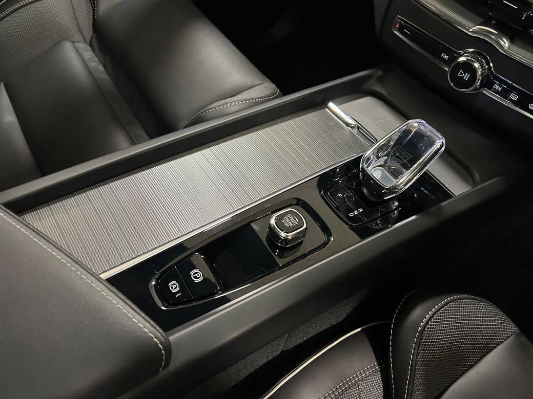 2023 Volvo XC60