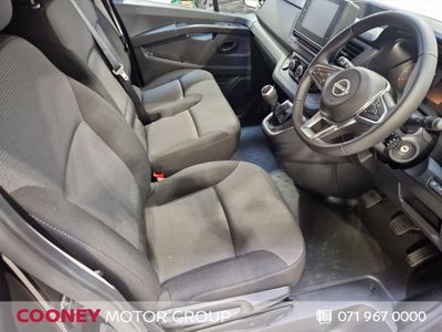2025 Nissan Primastar