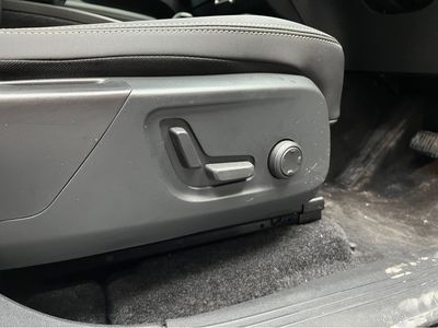 2023 Volvo XC40