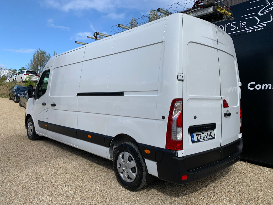 2021 Renault Master
