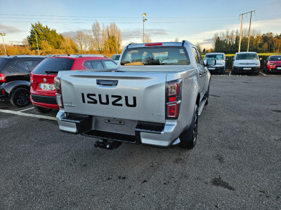 2025 Isuzu D-MAX