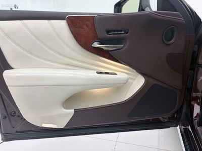 2018 Lexus LS