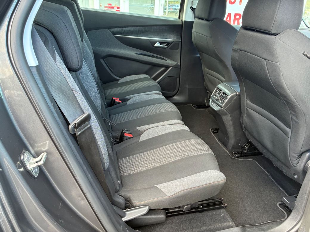 2018 Peugeot 5008