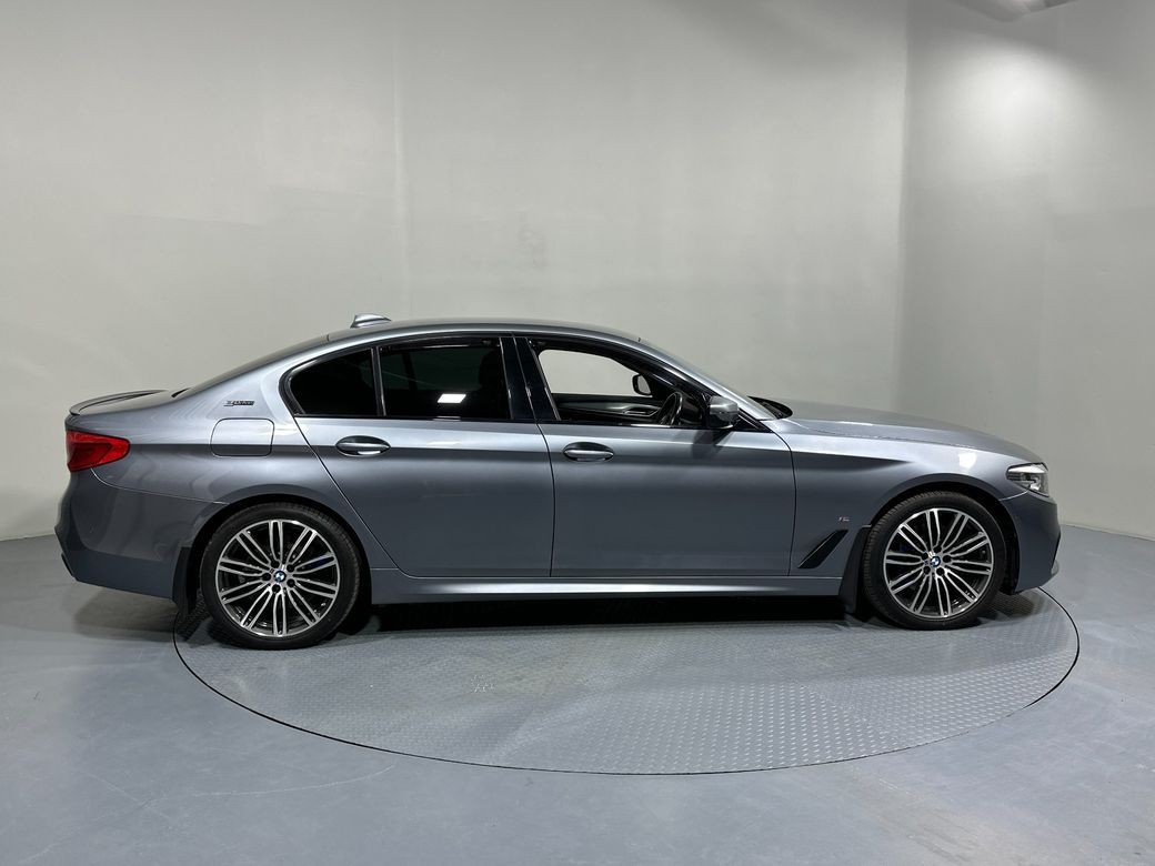 2018 BMW 5 Series