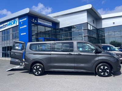 2026 Ford Tourneo Custom