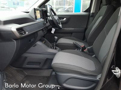 2025 Ford Transit Courier