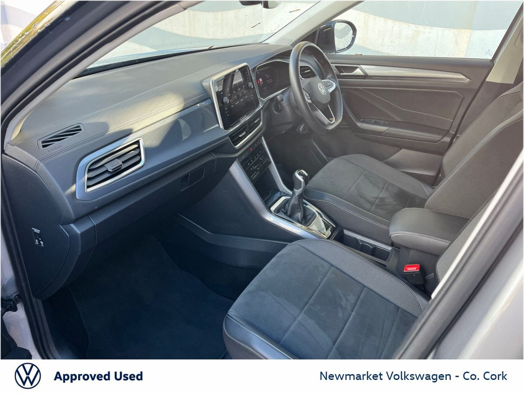 2023 Volkswagen T-Roc